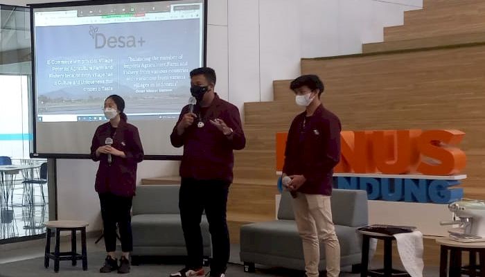 Creativepreneurship BINUS Bandung Inisiasi Program Pitching 'Welcome to the Dragon and Phoenix Nest 2021'